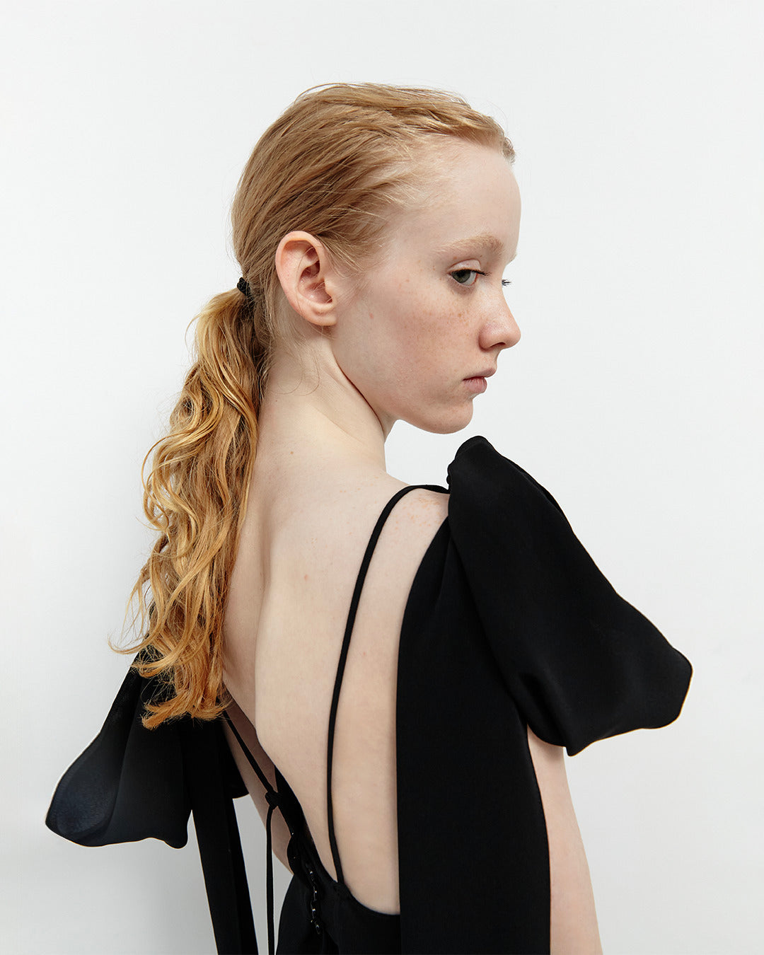 DECONSTRUCTED BOWS DRESS