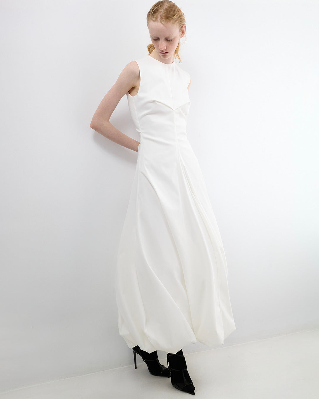 ROUND NECKLINE BALLOON