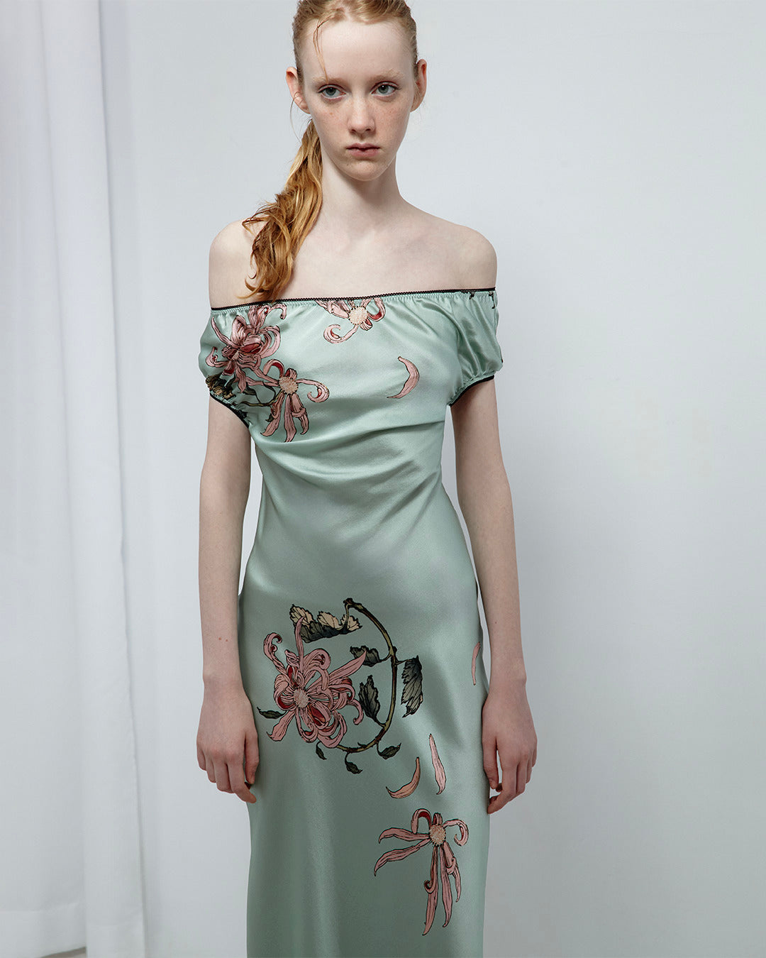 OFF BOW BACK DAISY DRESS