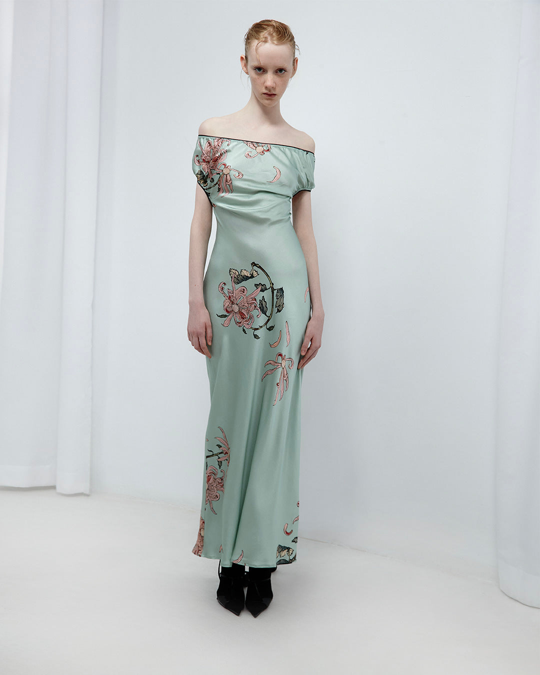 OFF BOW BACK DAISY DRESS