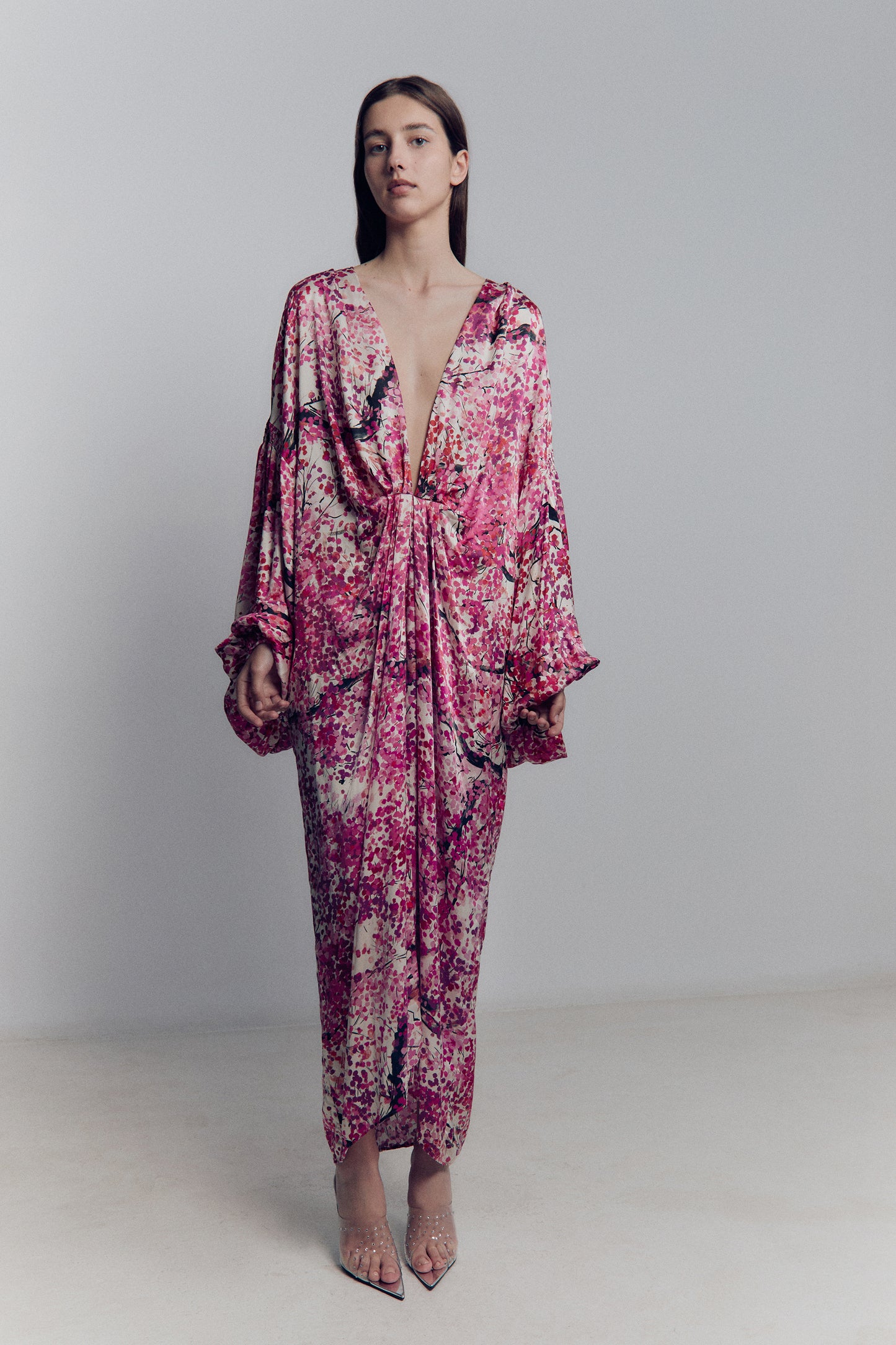 V BOXY DRESS