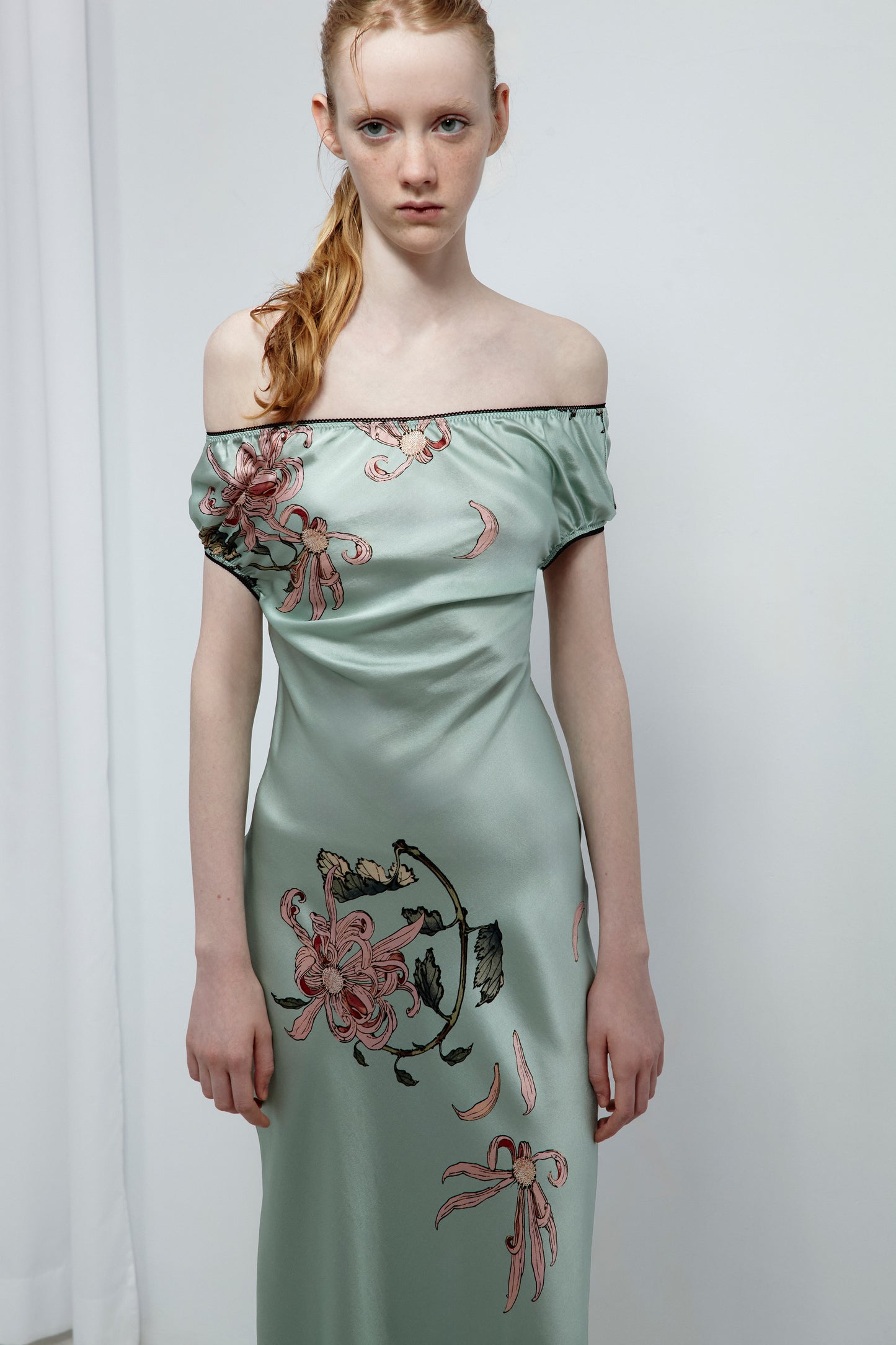 OFF BOW BACK DAISY DRESS