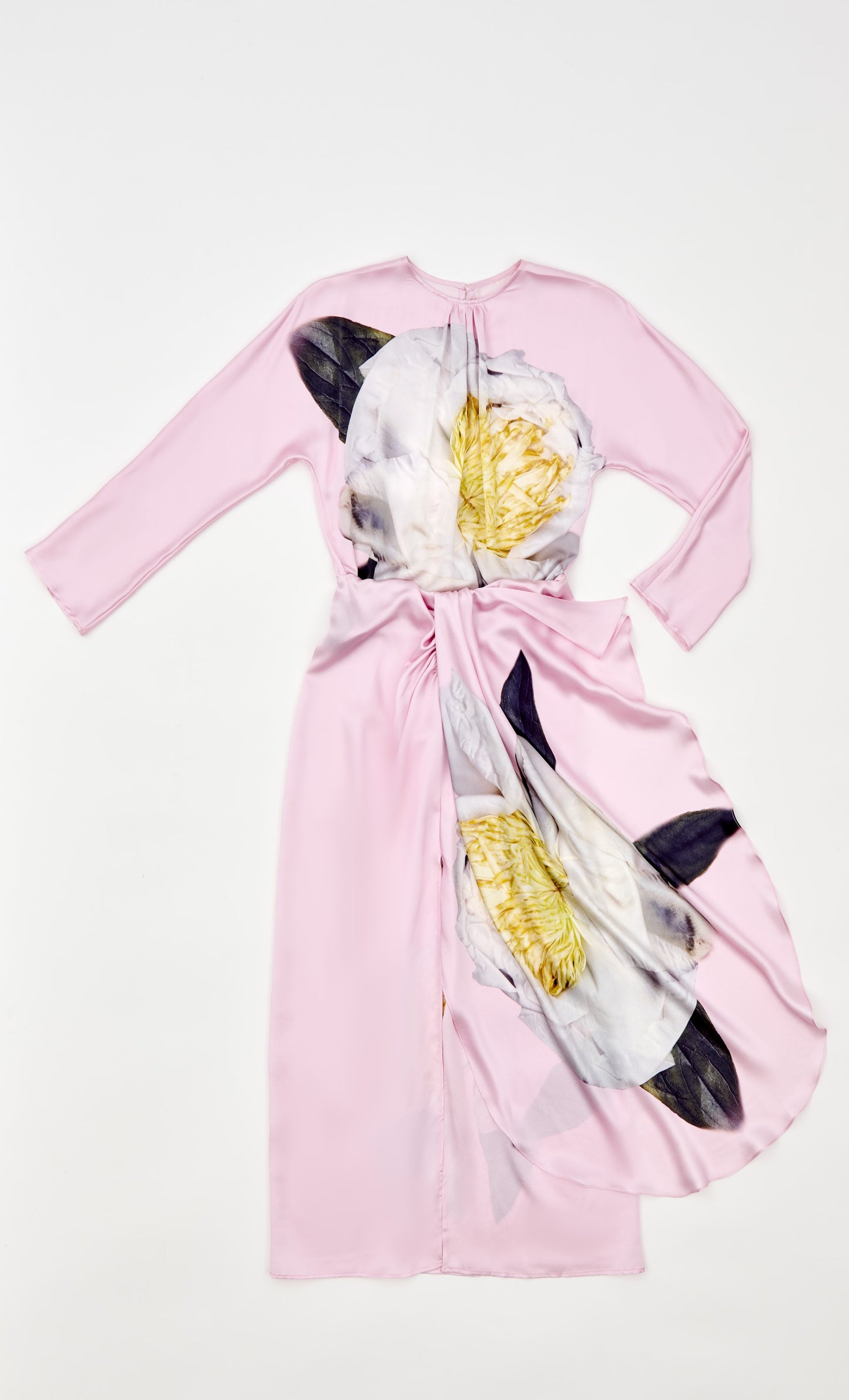 PEONIA KNOT