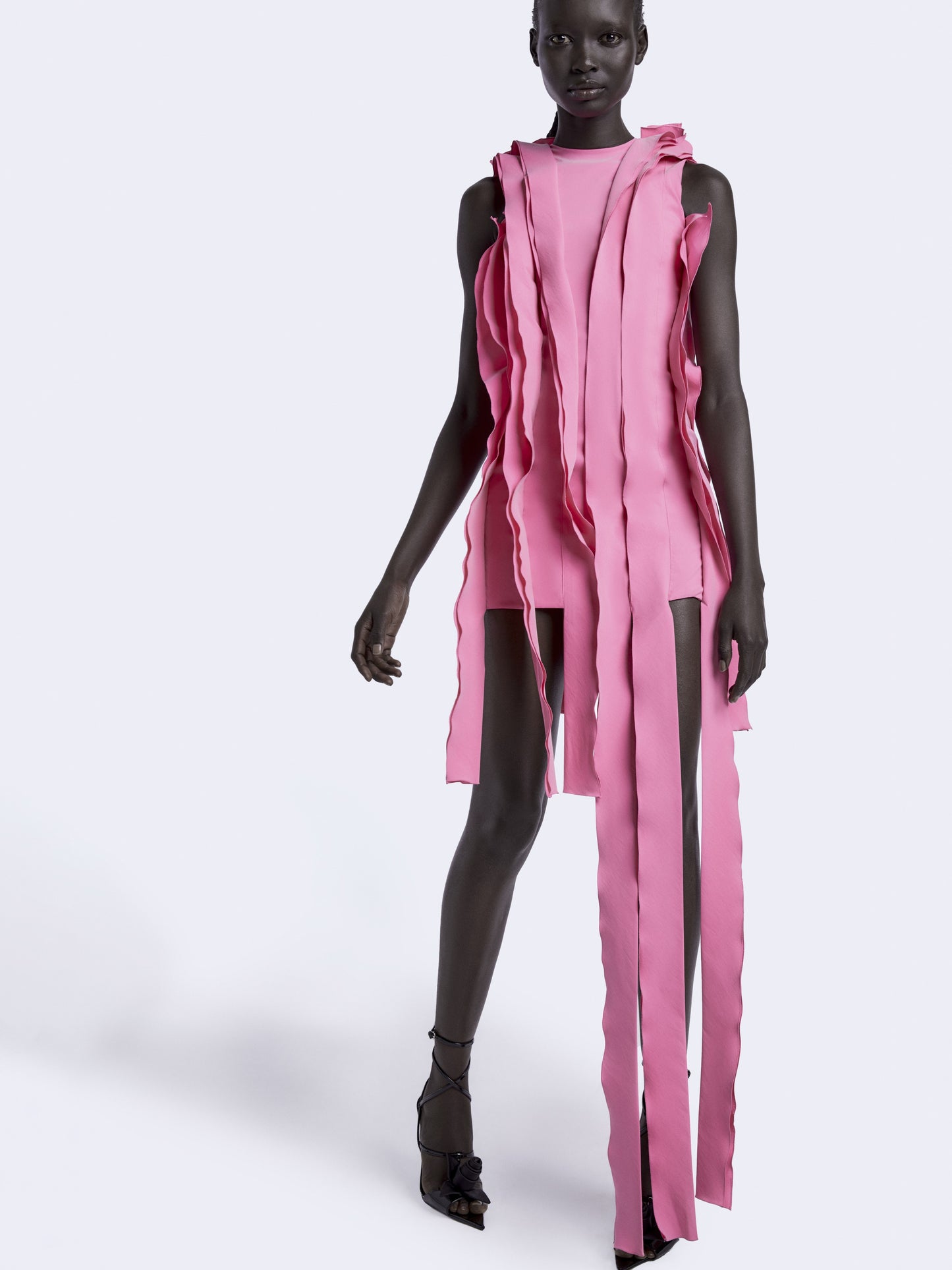 VESTIDO MINI HOJALDRE