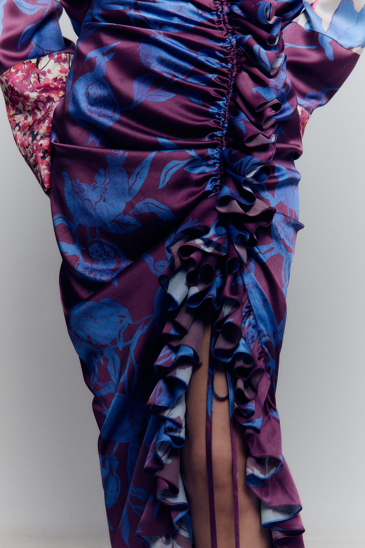 RUFFLE SATIN SKIRT