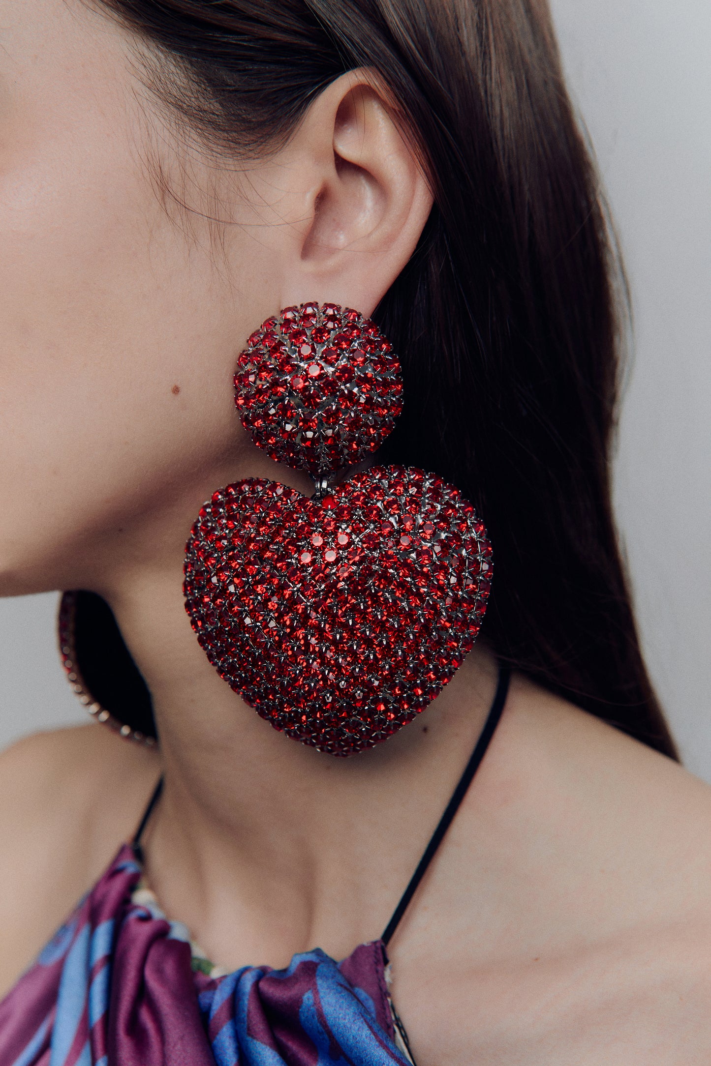 MAXI CRYSTAL HEART EARRINGS