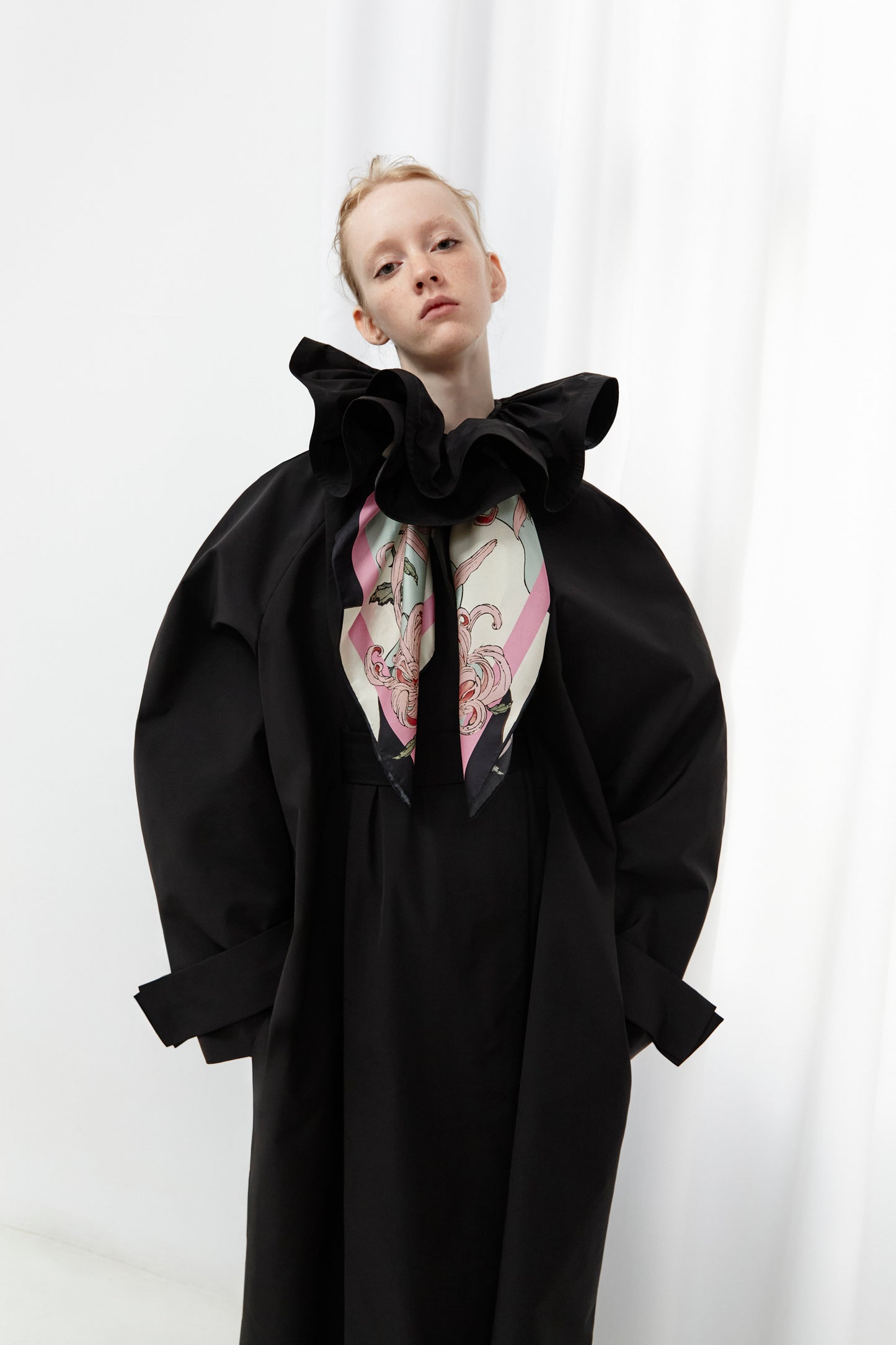 RUFFLE TRENCH OVERSIZED