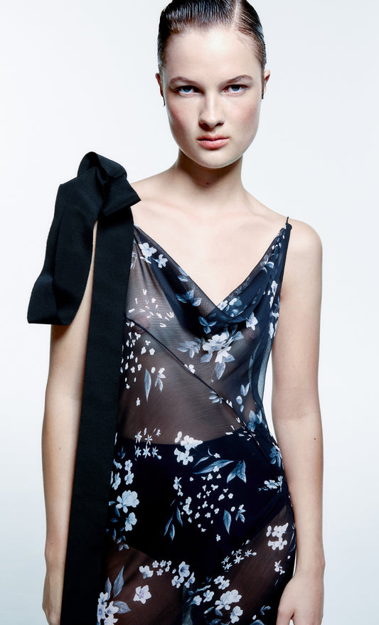 VESTIDO LENCERO LAZO